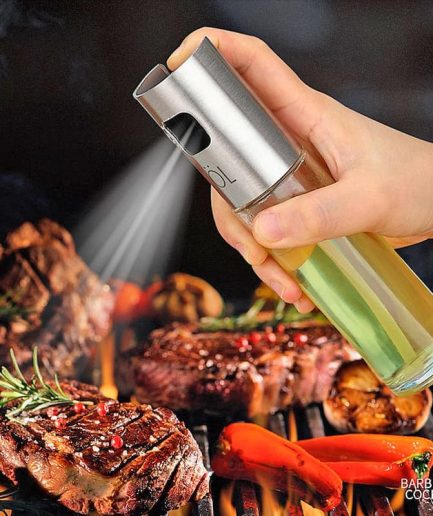 Oil Spray Bottle / 100ml Glass Oil Sprayer For Kitchen Use / Cooking, BBQ, Baking, Frying, Salad Dressing Oil Spray Bottle (Random color) – Easy & Useful Home Solution